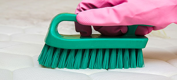 städa bort bakterier på madrassen